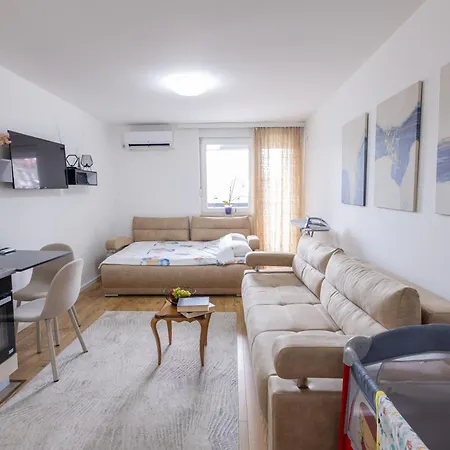 Imperial Lägenhet *